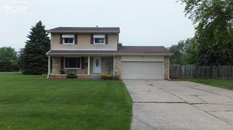 1238 Wreckenridge Road Flint, MI 48532 - Photo 1 of 36 20442590.JPG