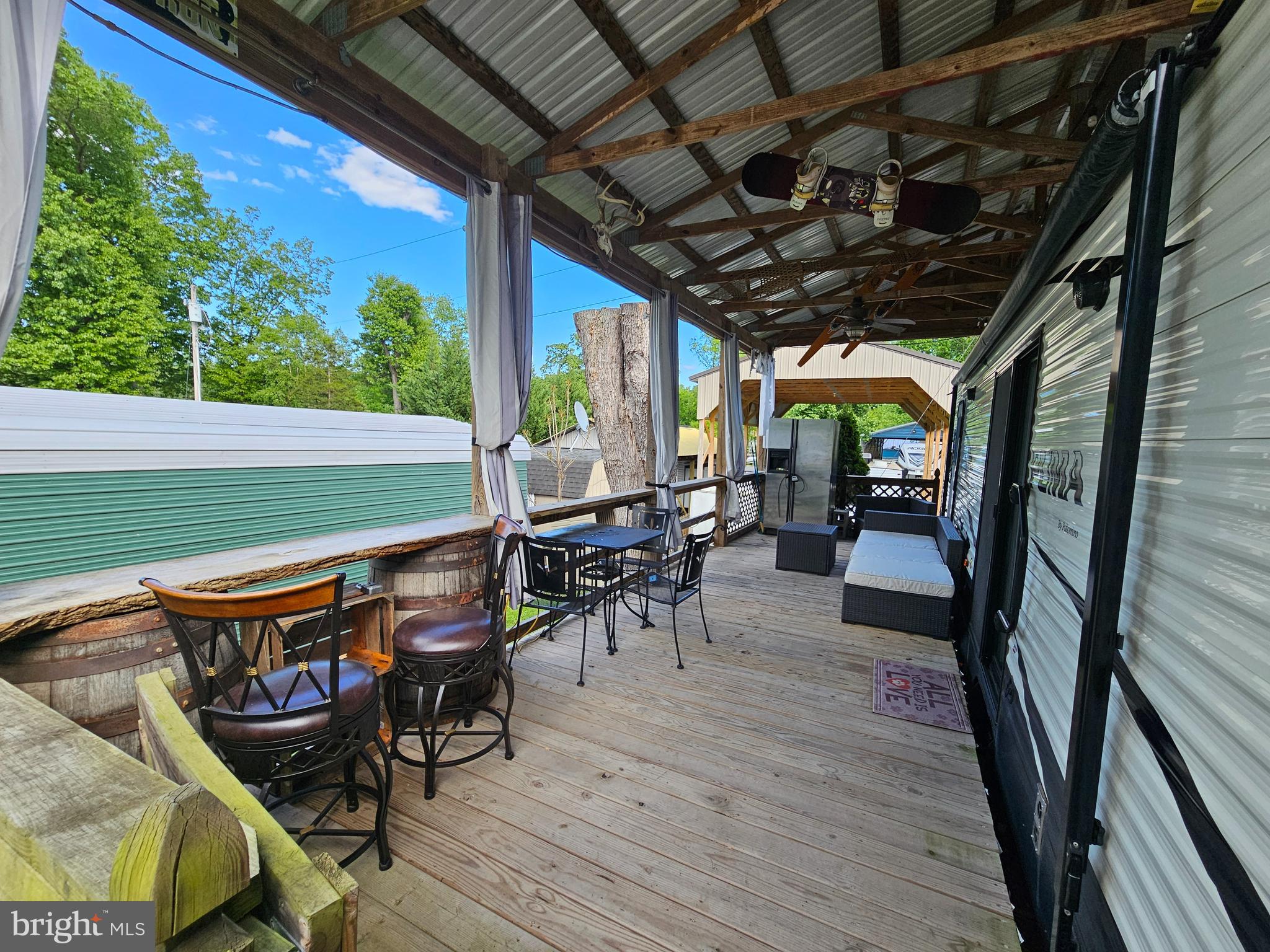 6 Block Lane Falling Waters, WV 25419 - Photo 4 of 35