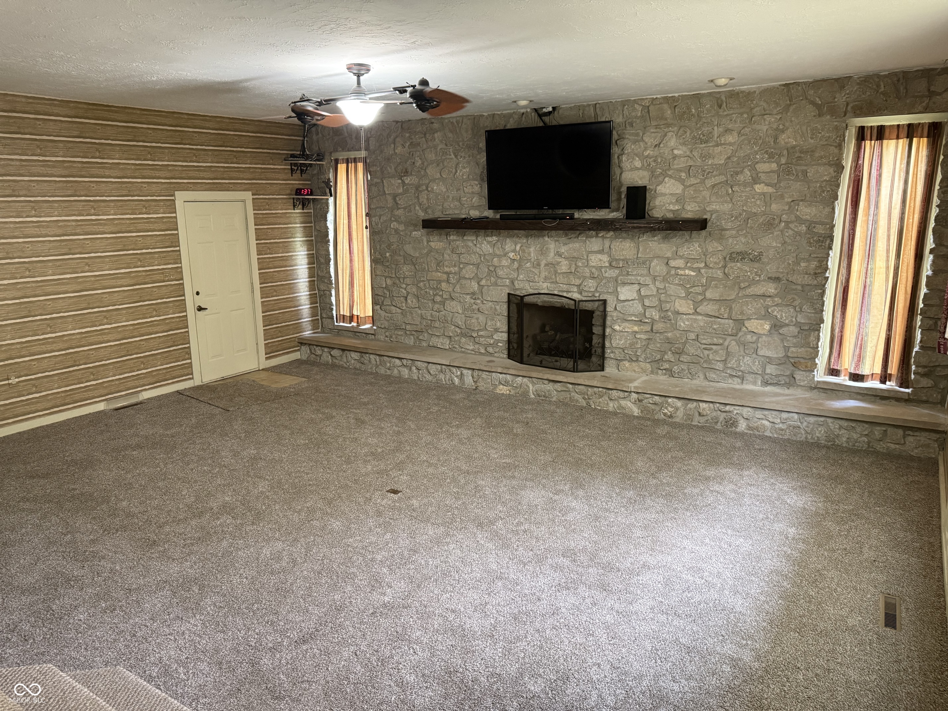 6648 McFarland Road Indianapolis, IN 46227 - Photo 4 of 33