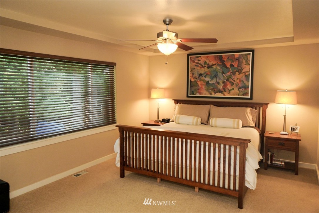 15980 Southeast 164th Place Renton, WA 98058 - Photo 14 of 22 Gallery Image 14