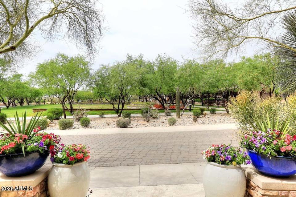 10121 East Ridgerunner Place Scottsdale, AZ 85255 - Photo 3 of 61 20180405213745296357000000-o