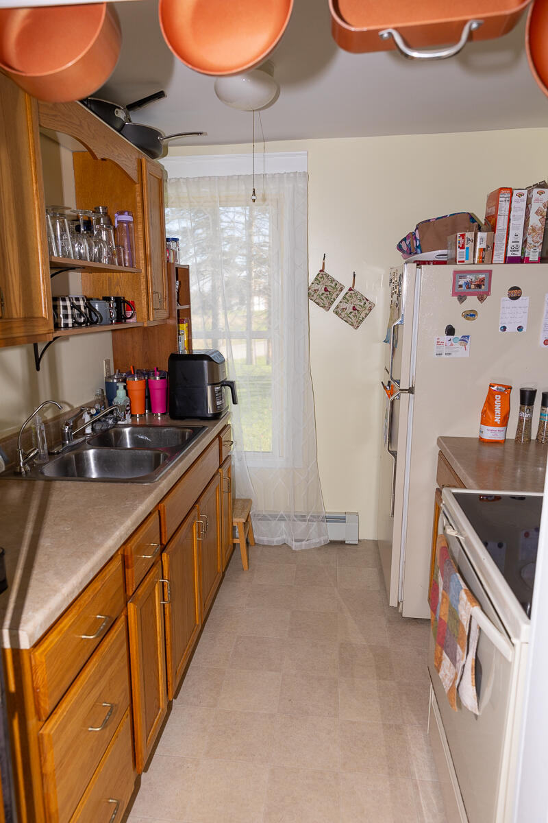 81 South Witham Road Auburn, ME 04210 - Photo 6 of 31 IMG_2756