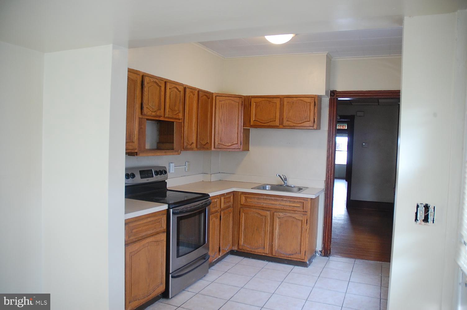 733 Ritter Street Reading, PA 19601 - Photo 9 of 29 Gallery Image 9