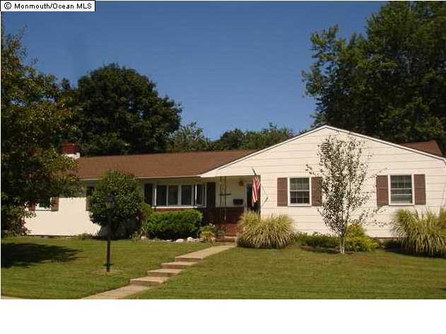 16 Westbrook Road Howell, NJ 07731 - Photo 1 of 3 Primary Photo