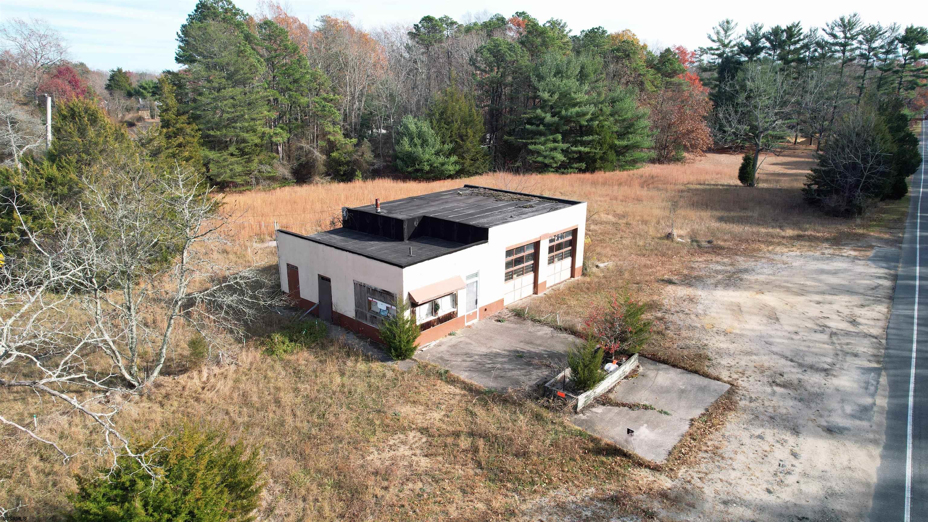 1105 Tuckahoe Road Milmay, NJ 08340 - Photo 13 of 20 a view of a house with a yard