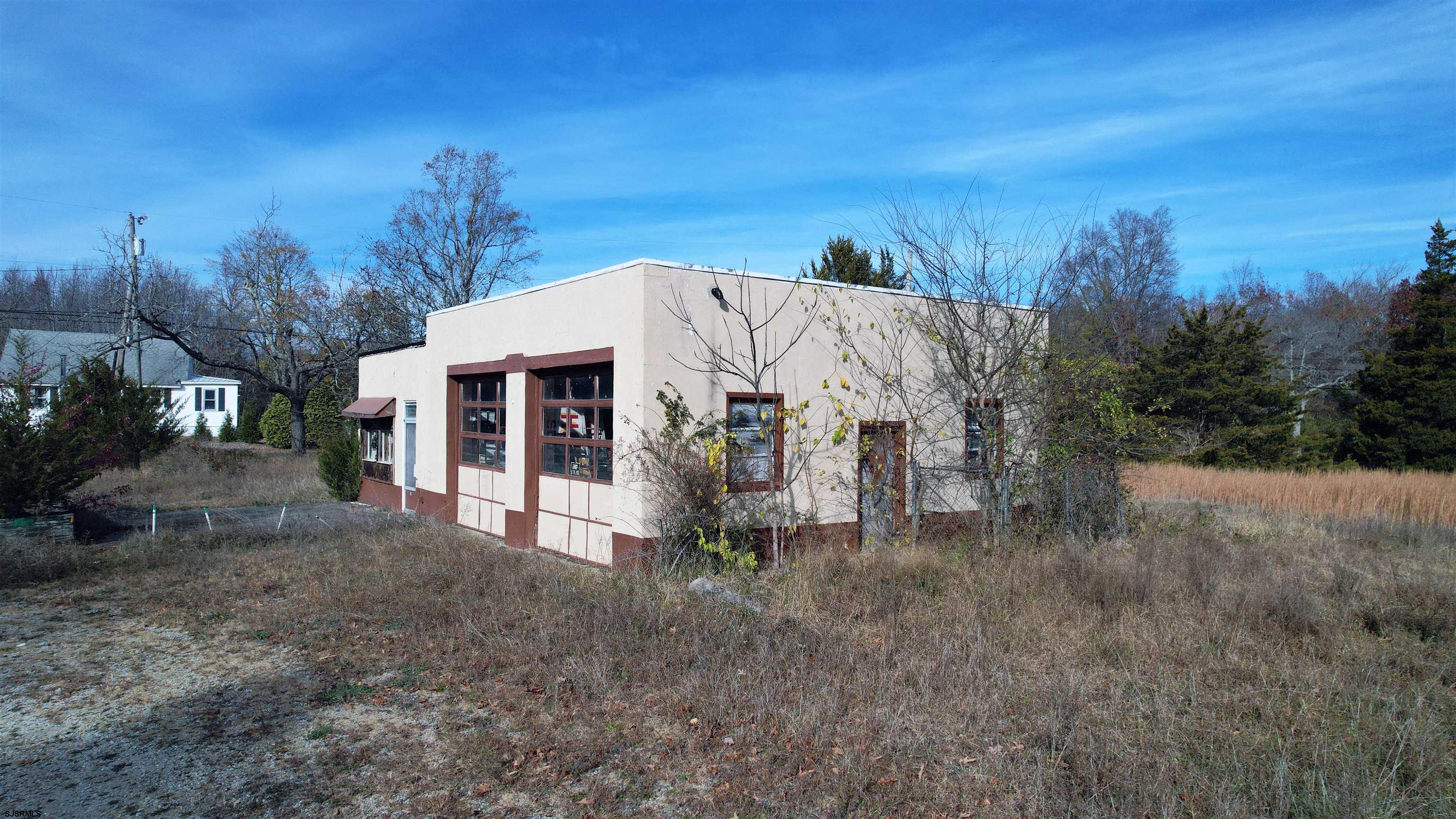 1105 Tuckahoe Road Milmay, NJ 08340 - Photo 8 of 20 a view of a house with a yard