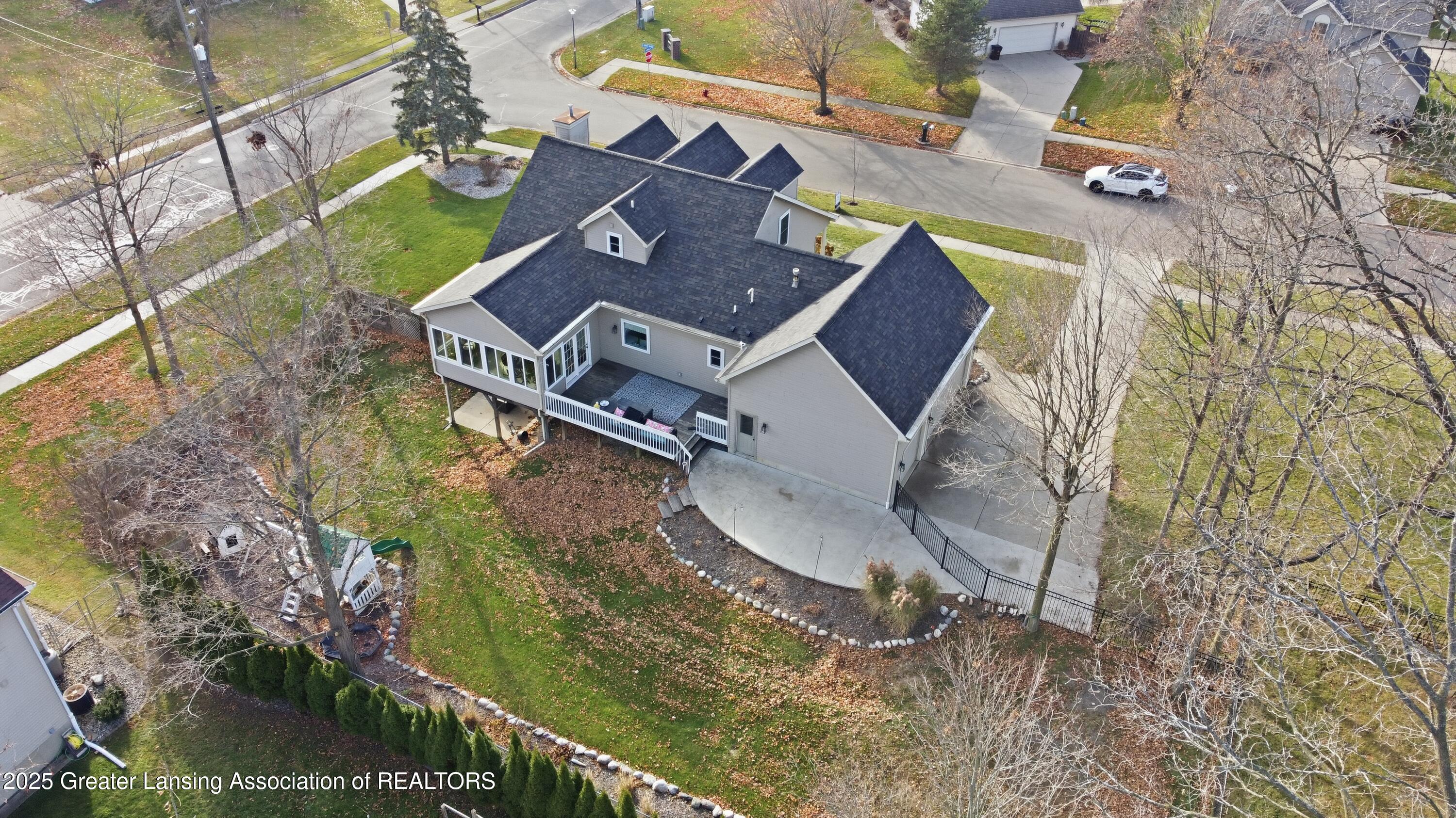 1000 Hawks Ridge Grand Ledge, MI 48837 - Photo 30 of 34 1000 Hawks Rdg5