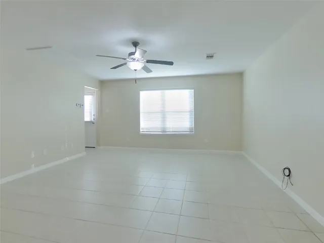 $1,789 | 821 Painted Bison Drive, La Marque, TX 77568