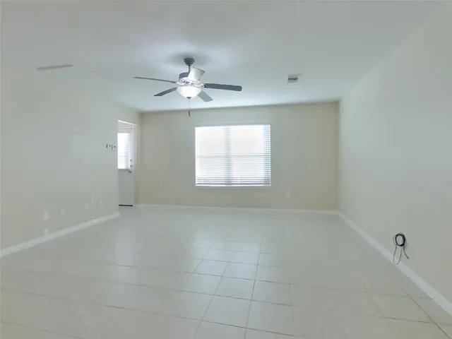 $1,839 | 821 Painted Bison Drive, La Marque, TX 77568