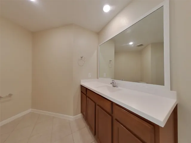 $1,789 | 821 Painted Bison Drive, La Marque, TX 77568