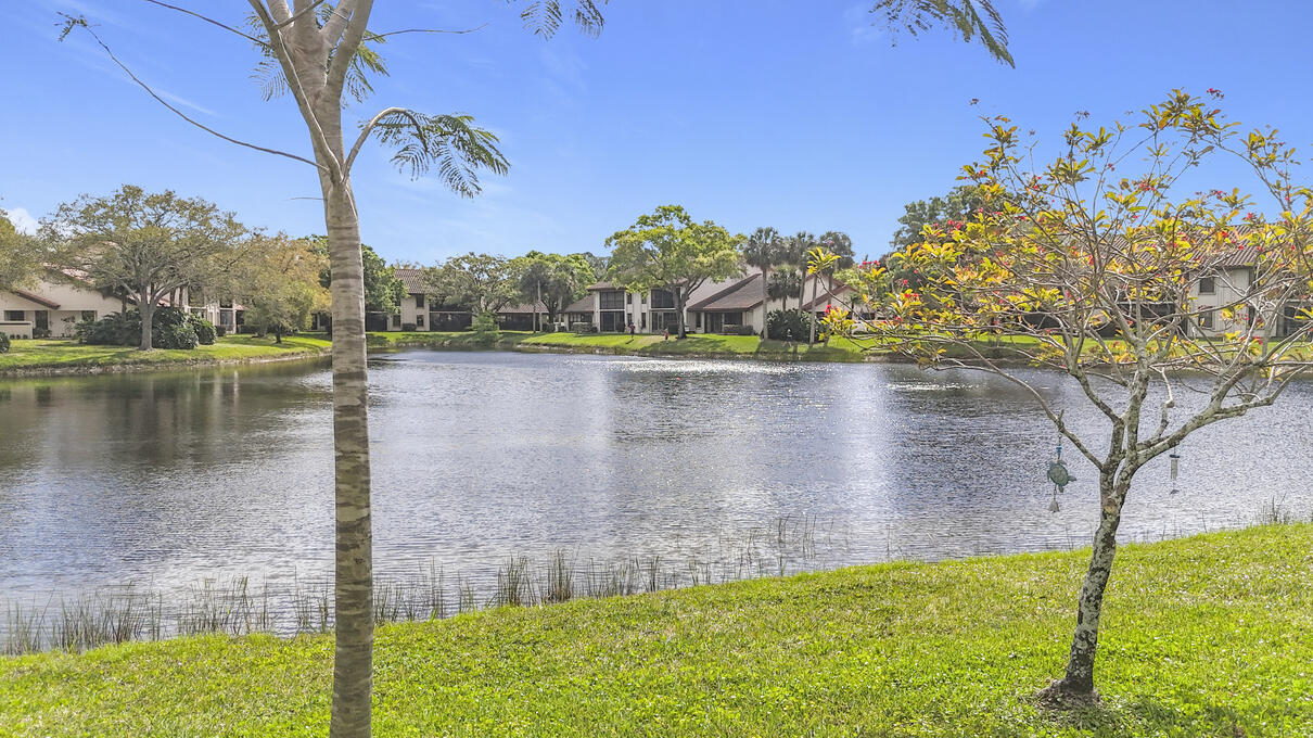 3410 Southeast Martinique Trace, Unit 102 Stuart, FL 34997 - Photo 29 of 32 30
