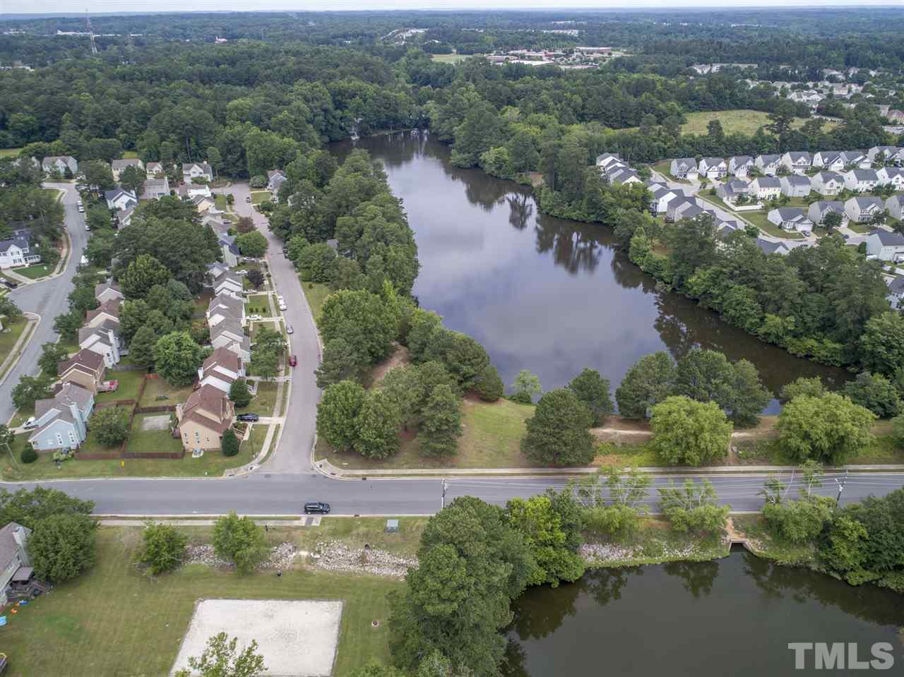 5201 Turf Grass Court Raleigh, NC 27610 - Photo 12 of 22 Gallery Image 12