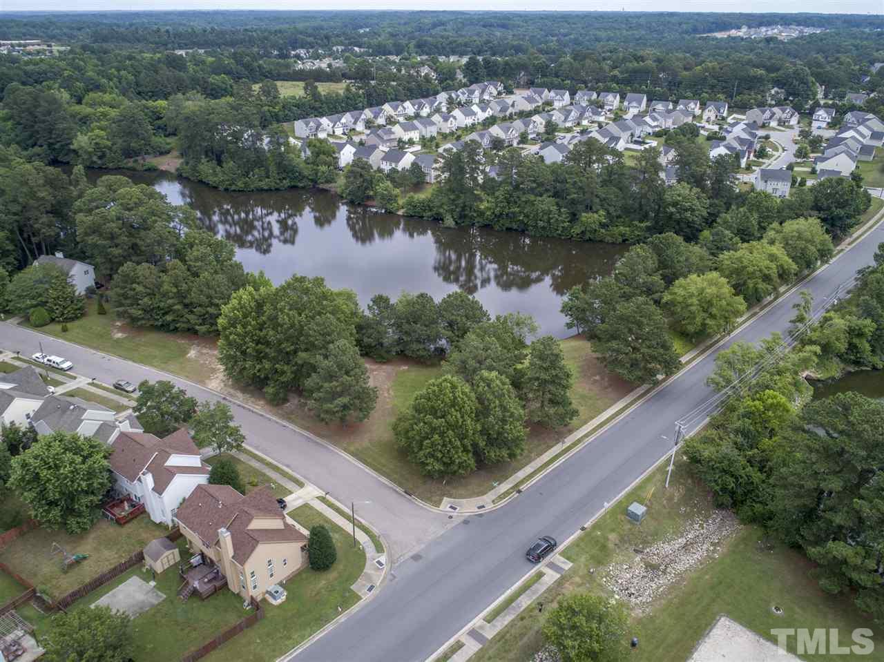 5201 Turf Grass Court Raleigh, NC 27610 - Photo 10 of 22 Gallery Image 10