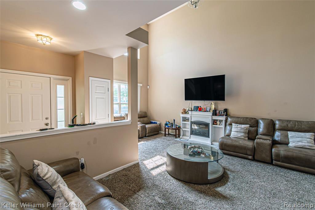 41544 Mitchell Road Novi, MI 48377 - Photo 10 of 43