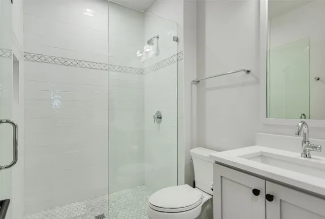 $4,500 | 13322 Galleria Circle, Austin, TX 78738