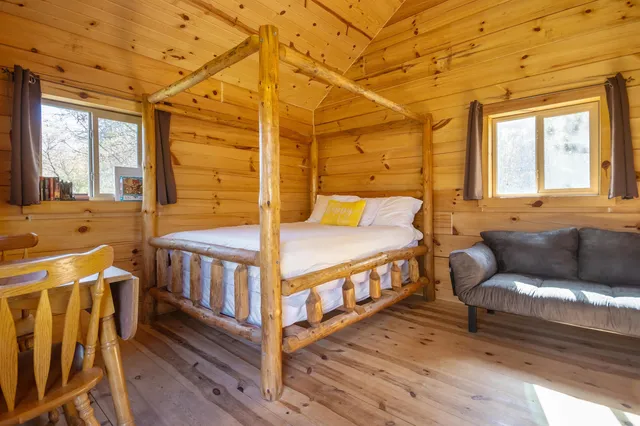 $99,999 | 855 Us Highway, Readstown, WI 54652