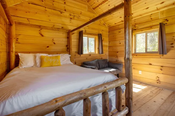 $89,999 | 855 Us Highway, Readstown, WI 54652