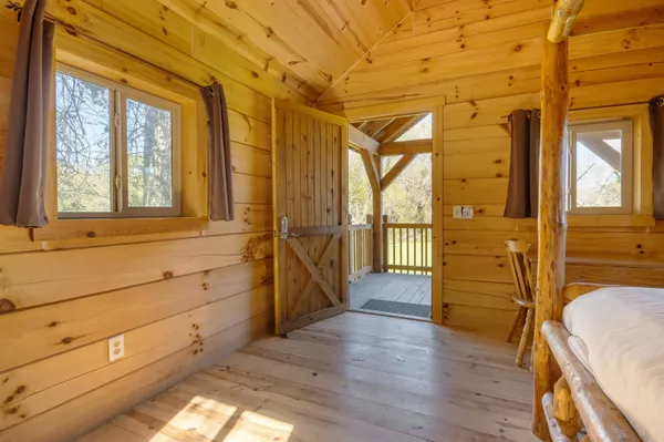 $89,999 | 855 Us Highway, Readstown, WI 54652