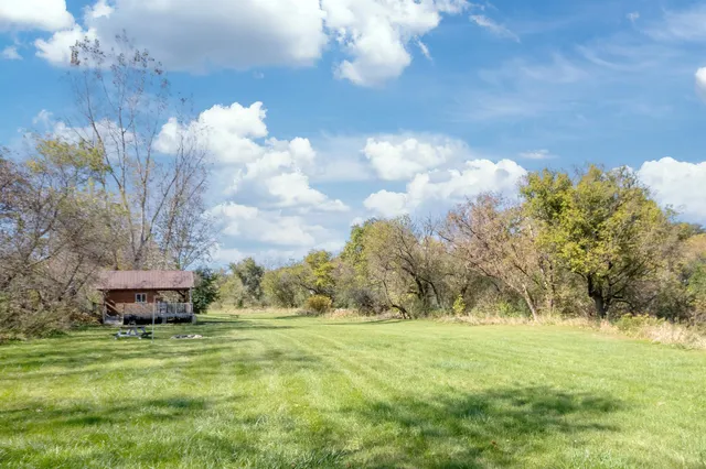 $99,999 | 855 Us Highway, Readstown, WI 54652