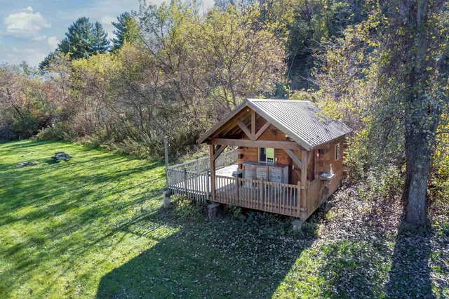 $99,999 | 855 Us Highway, Readstown, WI 54652