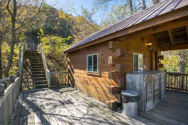 $99,999 | 855 Us Highway, Readstown, WI 54652