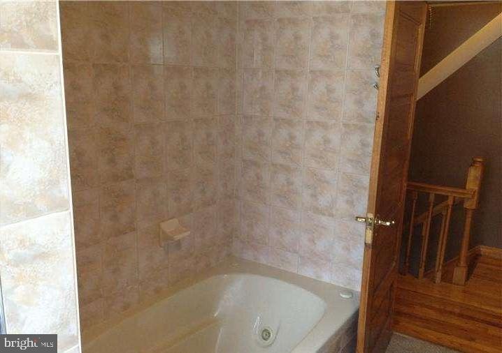 2733 Kutztown Road Reading, PA 19605 - Photo 16 of 26 Gallery Image 16