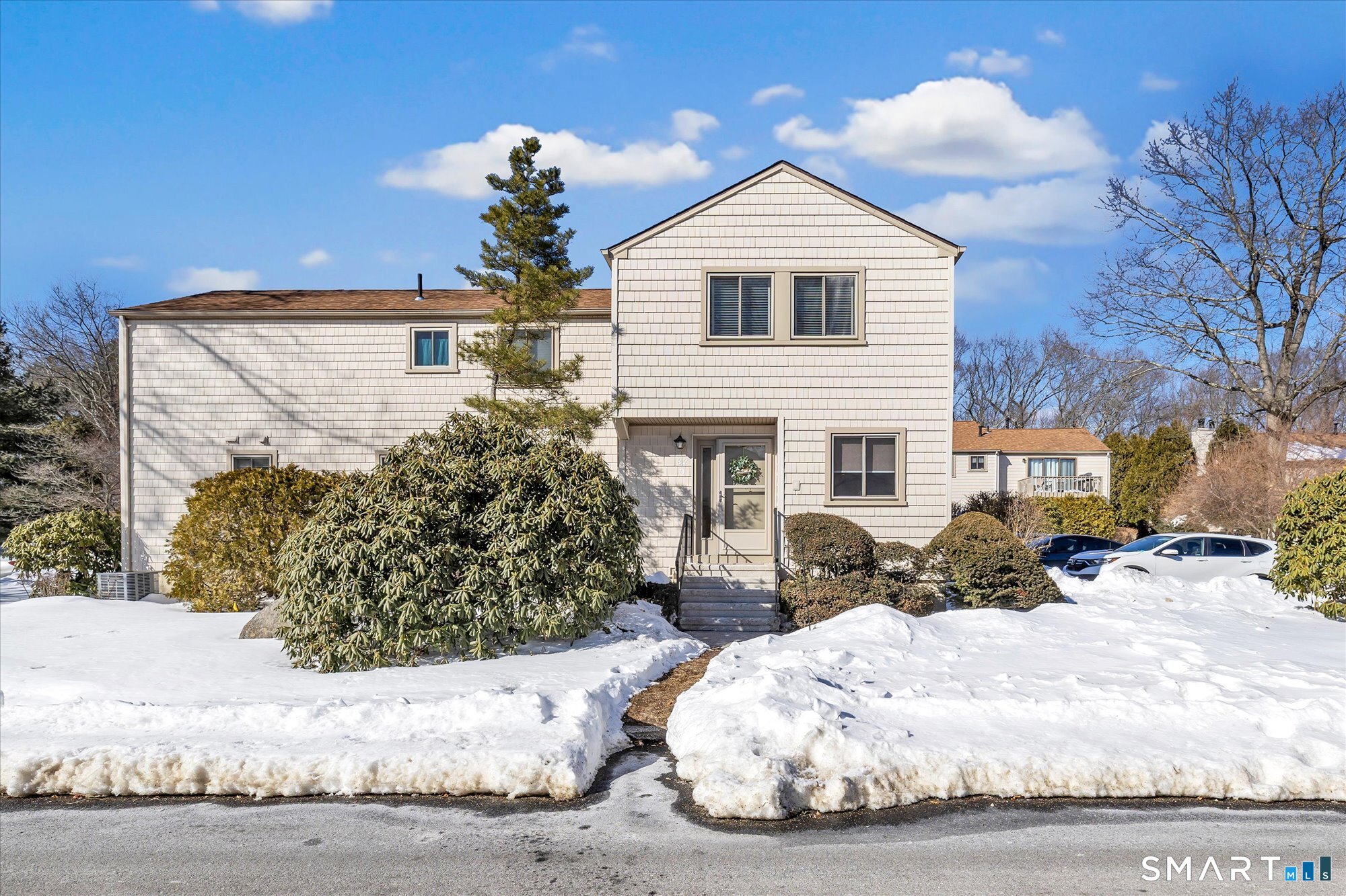 82 River Bend Road, Unit D Stratford, CT 06614 - Photo 1 of 24