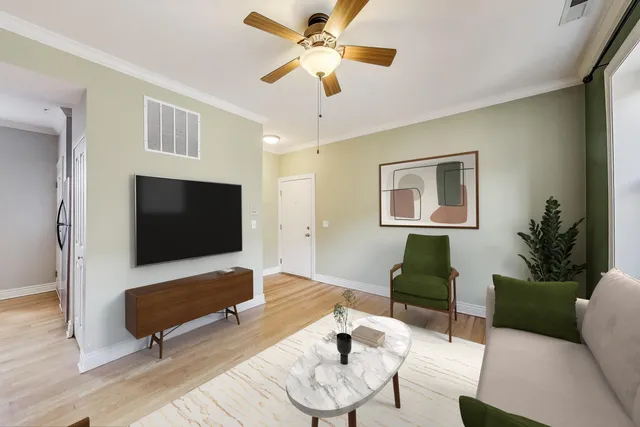 $239,900 | 4333 North Troy Street, Unit 3E, Chicago, IL 60618