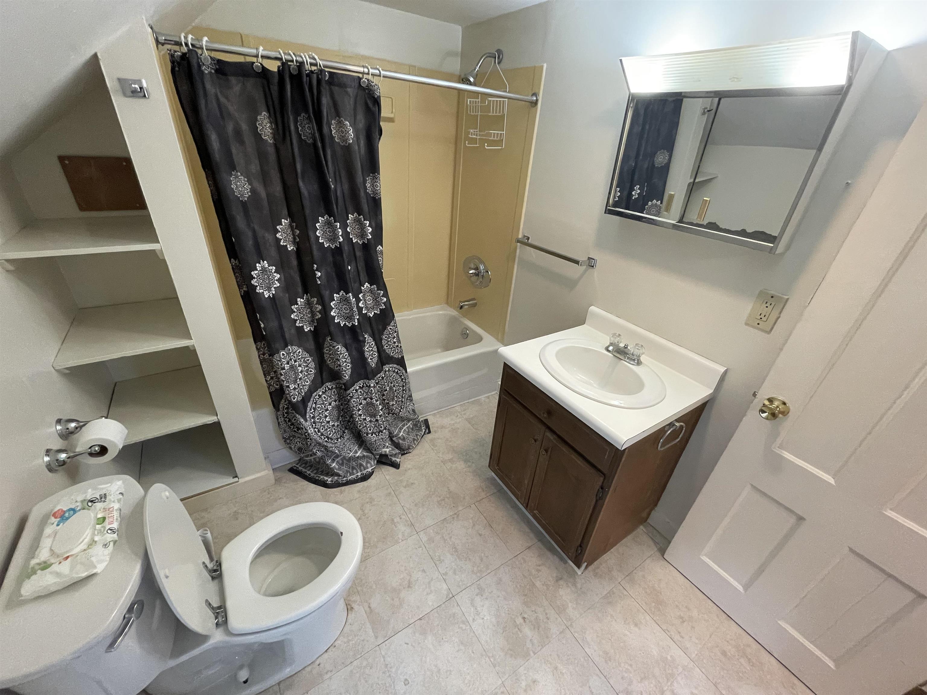 49 East Center Street, Unit 2 Rutland, VT 05701 - Photo 8 of 8