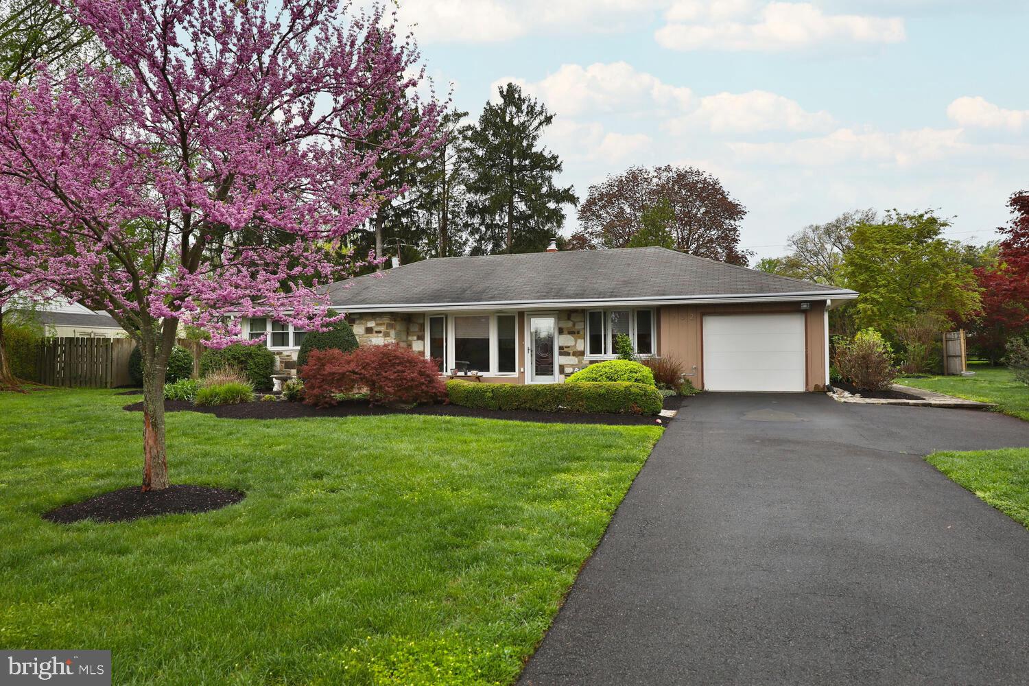 732 Forrest Avenue Rydal, PA 19046 - Photo 3 of 27 Front Exterior