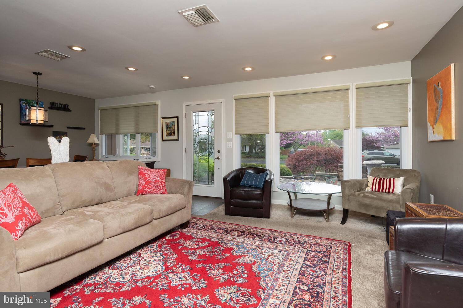 732 Forrest Avenue Rydal, PA 19046 - Photo 5 of 27 Living Room