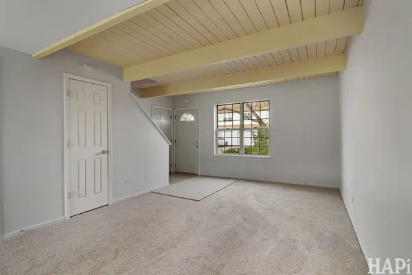$224,900 | 444 Meadow Hill Lane, Round Lake Beach, IL 60073
