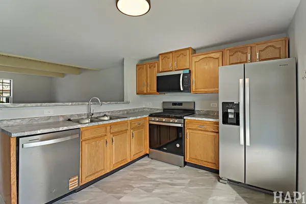 $224,900 | 444 Meadow Hill Lane, Round Lake Beach, IL 60073