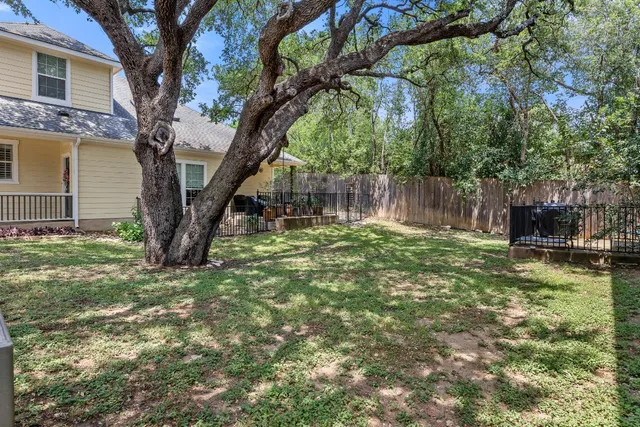 $2,600 | 6704 Menchaca Road, Unit 43, Austin, TX 78745