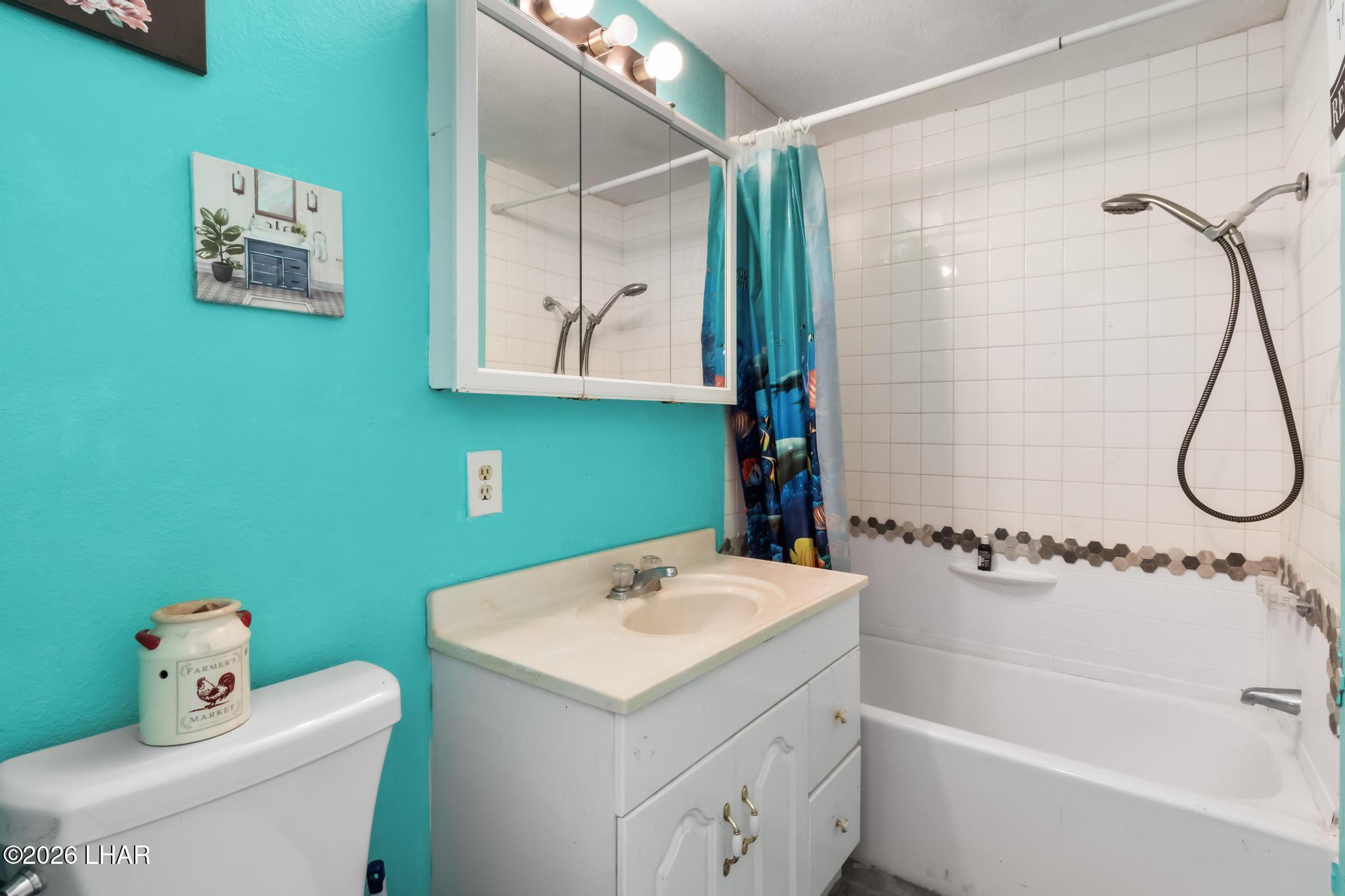 827 Ramar Road Bullhead City, AZ 86442 - Photo 11 of 34 bathroom #1