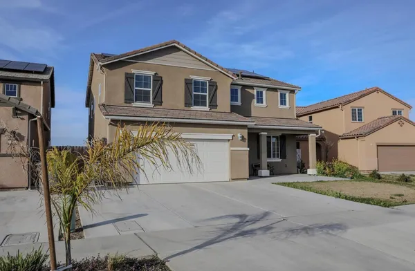 $569,000 | 14206 Gragnani Avenue, Kerman, CA 93630