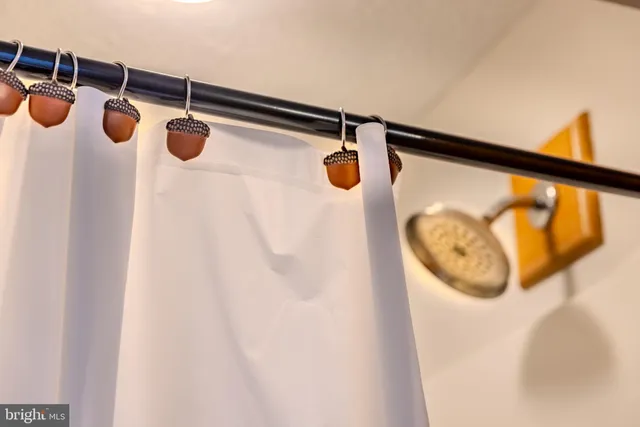 $750,000 | 220 Woodlands Hill Lane, Oakland, MD 21550