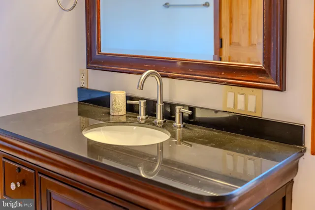 $750,000 | 220 Woodlands Hill Lane, Oakland, MD 21550