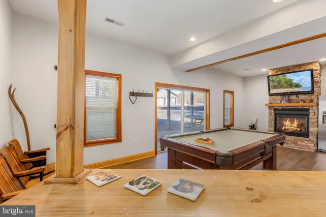 $750,000 | 220 Woodlands Hill Lane, Oakland, MD 21550