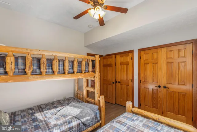 $750,000 | 220 Woodlands Hill Lane, Oakland, MD 21550