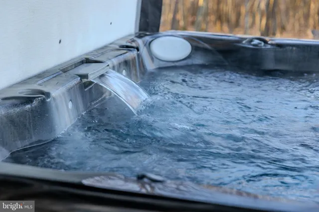 $750,000 | 220 Woodlands Hill Lane, Oakland, MD 21550