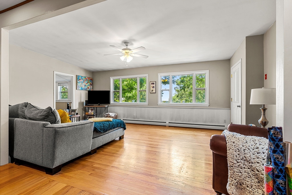 22 Witham Street, Unit 1 Gloucester, MA 01930 - Photo 12 of 27