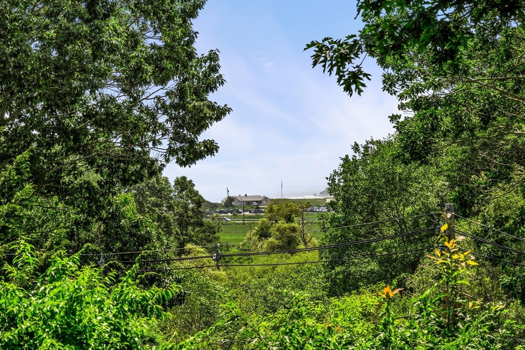 22 Witham Street, Unit 1 Gloucester, MA 01930 - Photo 5 of 27