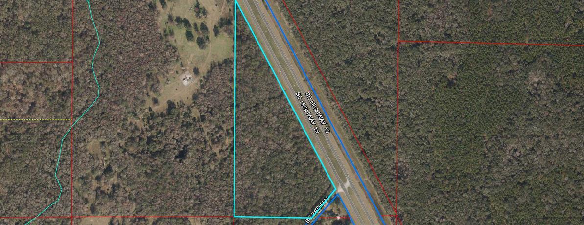 19 Southeast Inglis Inglis, FL 34449 - Photo 4 of 4 a view of entryway