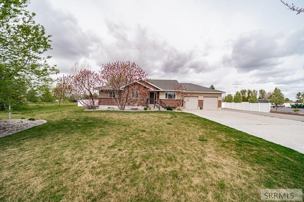 195 North 3806 East Rigby, ID 83442 - Photo 2 of 79