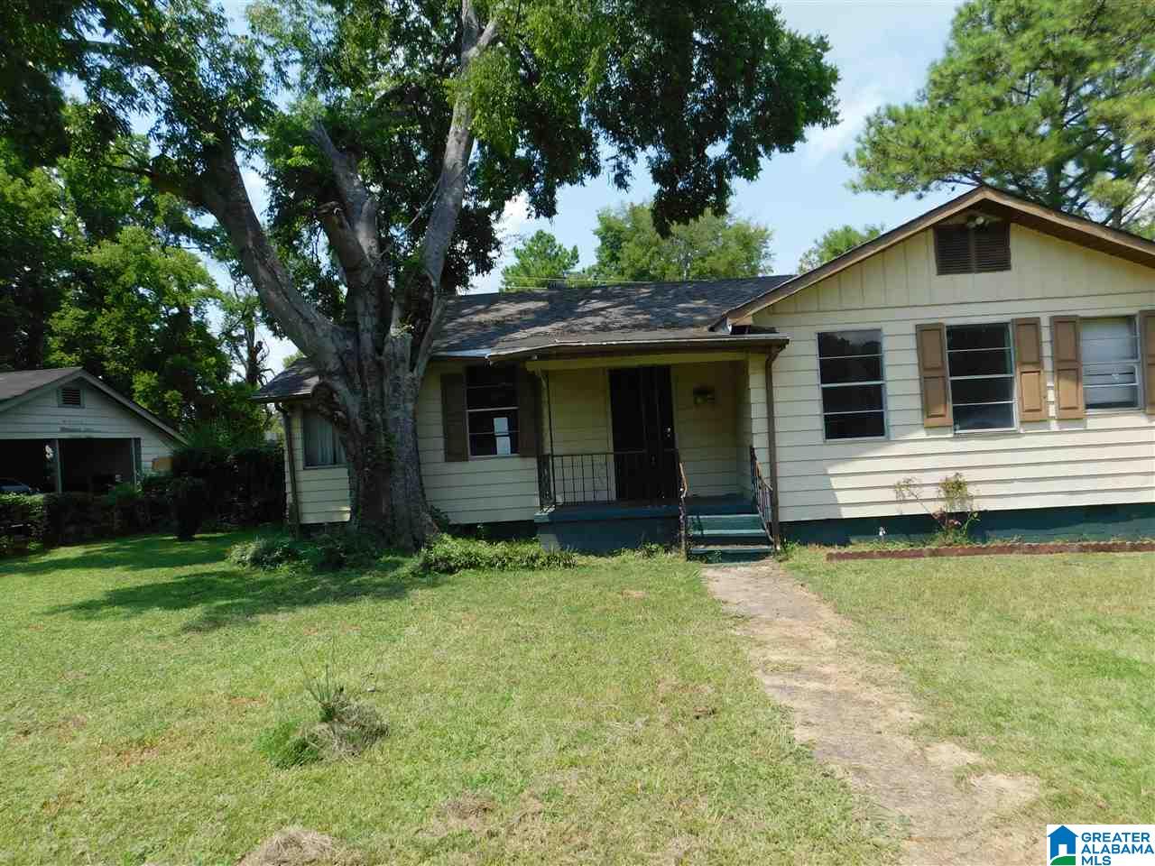 300 22nd Street Southwest Birmingham, AL 35211 - Photo 1 of 18