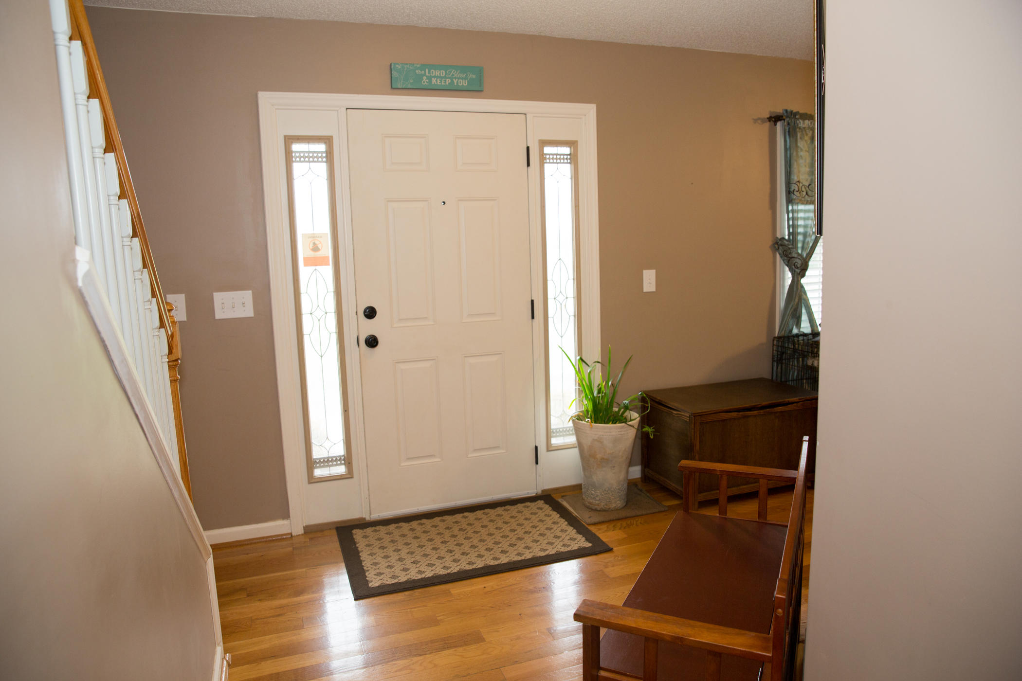 267 Valley Road Hardy, VA 24101 - Photo 2 of 71 2 Foyer (3)