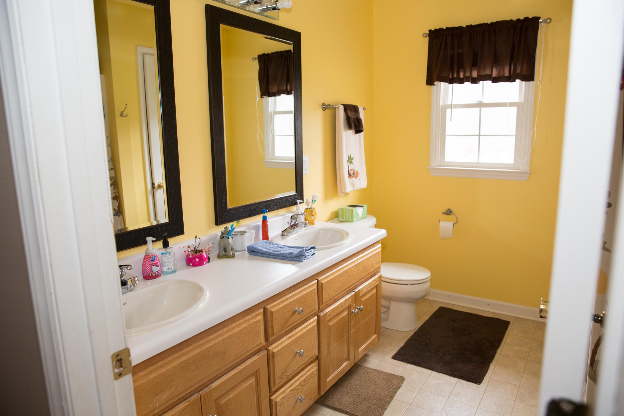 267 Valley Road Hardy, VA 24101 - Photo 15 of 71 15 Hall Bath