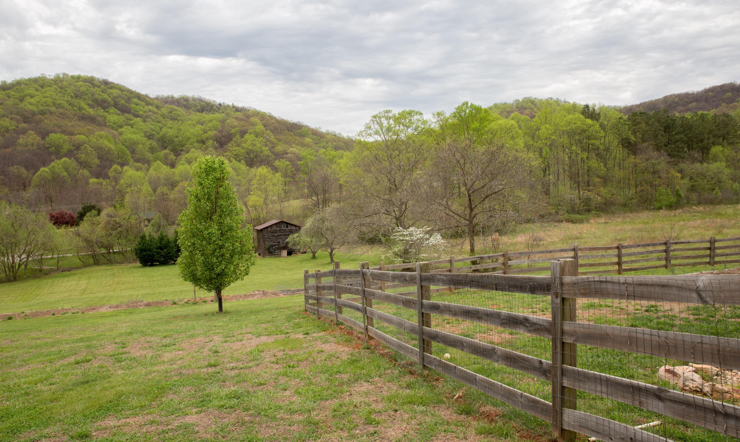 267 Valley Road Hardy, VA 24101 - Photo 23 of 71 19 Property