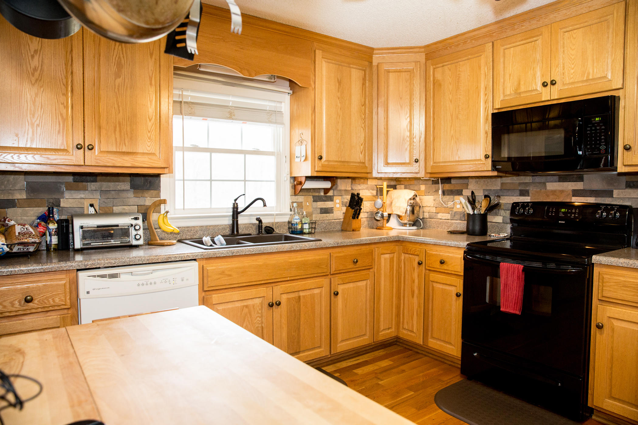 267 Valley Road Hardy, VA 24101 - Photo 5 of 71 5 Kitchen